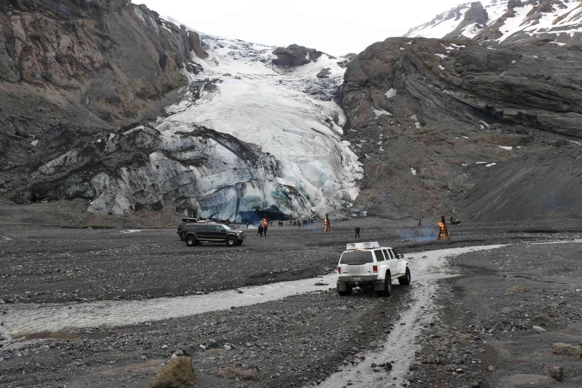 Eyjafjallajokull-glacier-superjeep-tour-Iceland