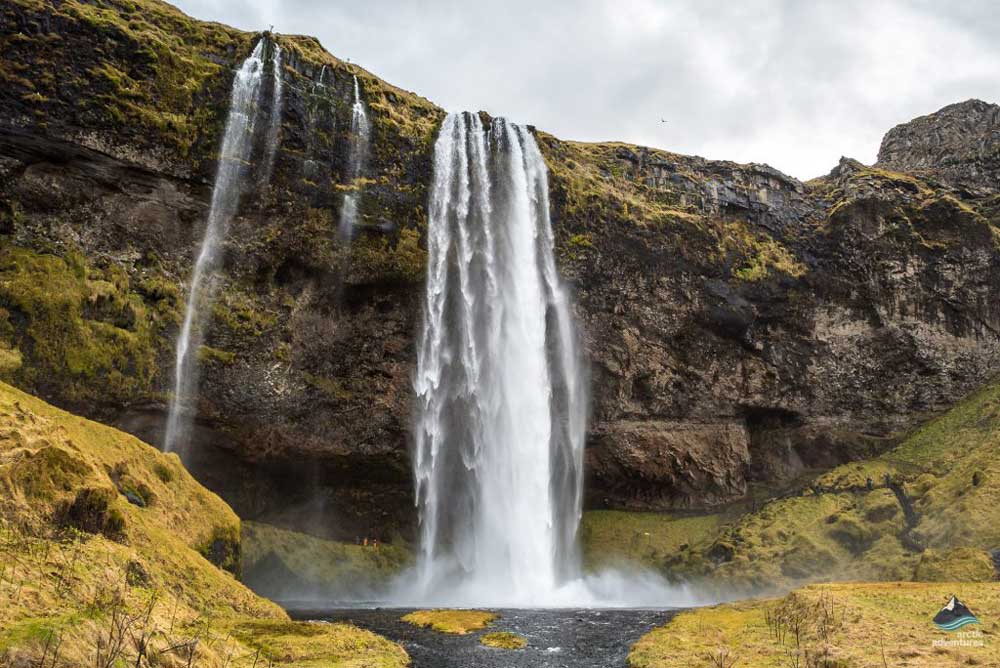 Seljalandsfoss-Waterfall-South-Coast-Iceland