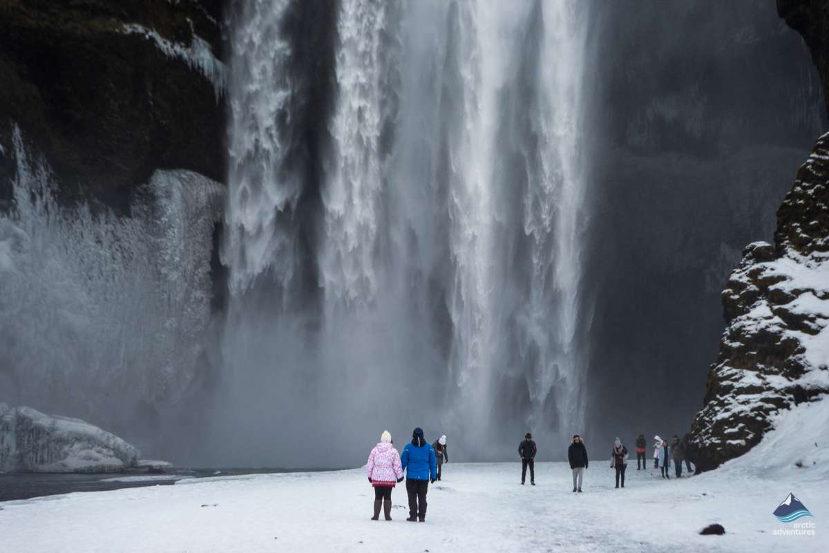Skogafoss-Waterfall-South-Coast-winter-Iceland