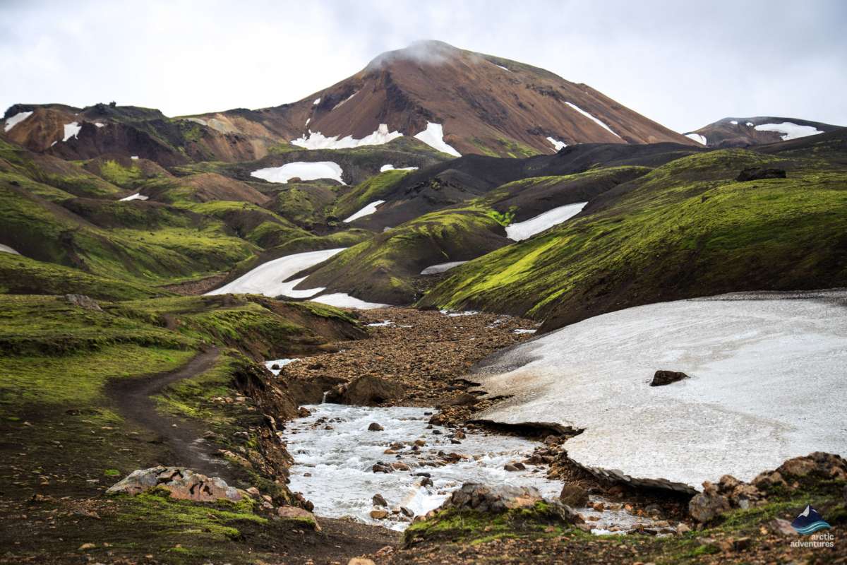 Thorsmork-Laugavegur-Volcano-Glacier-views-Iceland