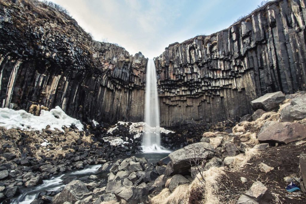 Svartifoss-waterfall-Iceland